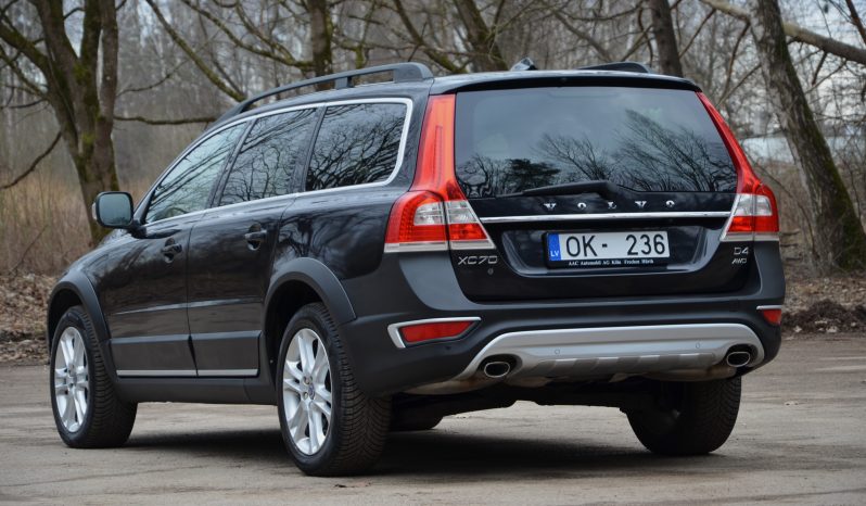 Tikko ievests-Volvo XC 70 Summum 2.4 Dīzelis 4×4 Awd . Ar automātisko ātrumkārbu. full