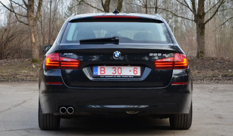 Tikko ievests. BMW 525 X. Drive Dīzelis ar automātisko ātrumkārbu. full