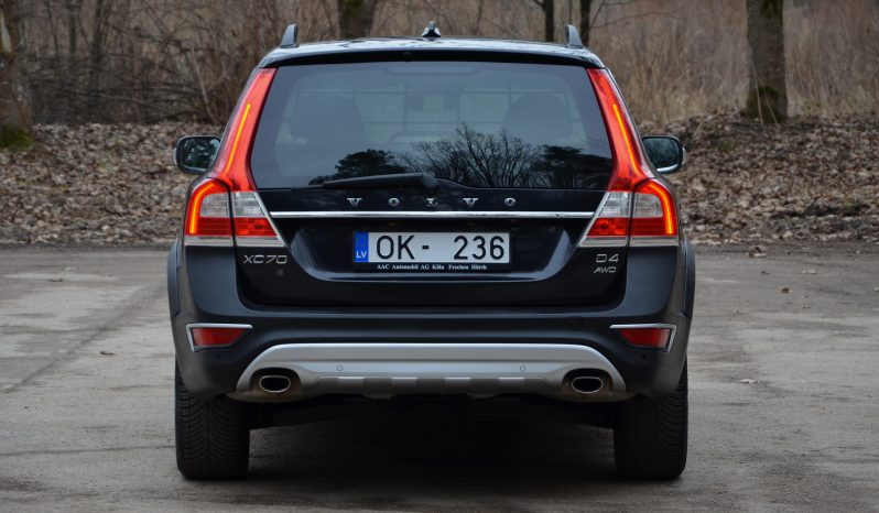 Tikko ievests-Volvo XC 70 Summum 2.4 Dīzelis 4×4 Awd . Ar automātisko ātrumkārbu. full