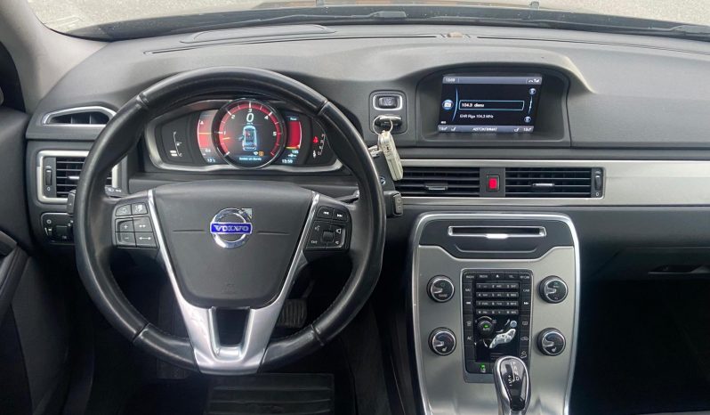 DRĪZUMĀ-Volvo XC 70 Summum 2.4D5(158kw-215z/s) Dīzelis Awd (4×4) Pilnpiedziņa ar automātisko ātrumkārbu. full