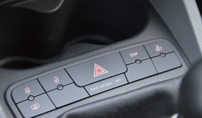Tikko ievests. Seat Ibiza Copa 1.6 Tdi (66kw-90z/s) Dīzelis ar mehānisko ātrumkārbu. full