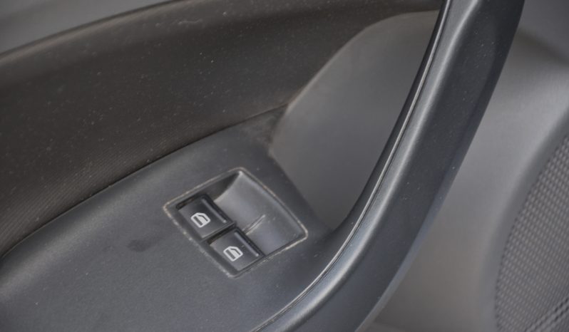 Tikko ievests. Seat Ibiza Copa 1.6 Tdi (66kw-90z/s) Dīzelis ar mehānisko ātrumkārbu. full