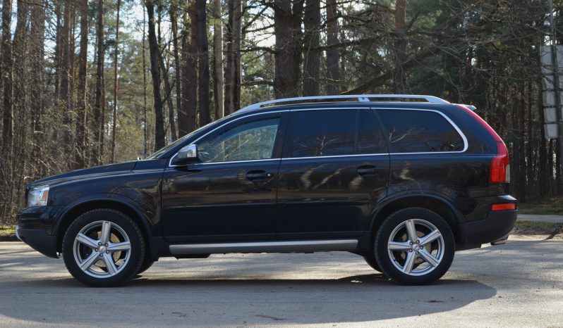 DRĪZUMĀ. 7- Vietas.  Volvo Xc90 R Design 2.4D5 (147Kw-200 Z/s) Dīzelis Awd (4×4) ar automātisko ātrumkārbu. full