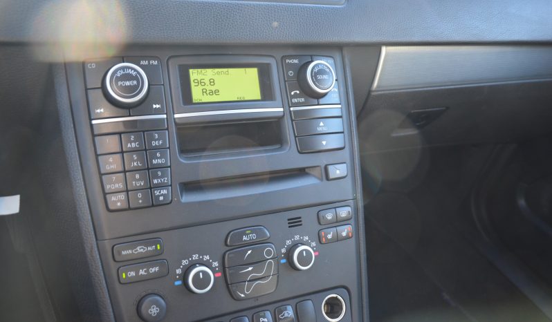 DRĪZUMĀ. 7- Vietas.  Volvo Xc90 R Design 2.4D5 (147Kw-200 Z/s) Dīzelis Awd (4×4) ar automātisko ātrumkārbu. full