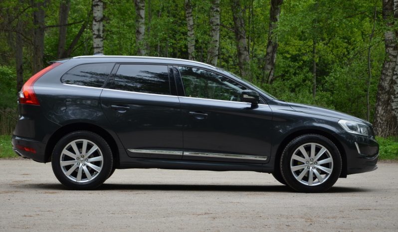 Tikko ievests. Volvo XC 60 Summum  2.4 D5 (158KW-215z/s)  Dīzelis Awd (4×4) Pilnpiedziņa ar automātisko ātrumkārbu. full
