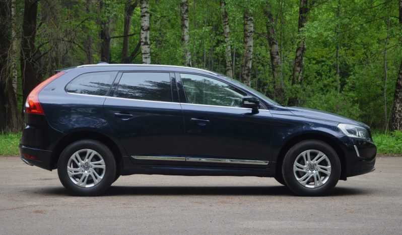 Tikko ievests. 2016 gada Modelis Volvo XC 60 Summum Xenium 2.4 Dīzelis Awd (4×4) Pilnpiedziņa ar automātisko ātrumkārbu. full