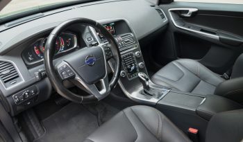 Tikko ievests. Volvo XC 60 Summum  2.4 D5 (158KW-215z/s)  Dīzelis Awd (4×4) Pilnpiedziņa ar automātisko ātrumkārbu. full