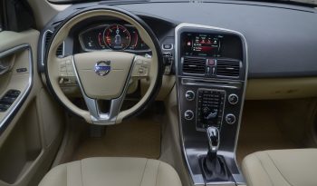 Tikko ievests. 2016 gada Modelis Volvo XC 60 Summum Xenium 2.4 Dīzelis Awd (4×4) Pilnpiedziņa ar automātisko ātrumkārbu. full