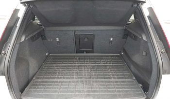 Drīzumā-Volvo XC40 “R Design”  4×4 AWD full