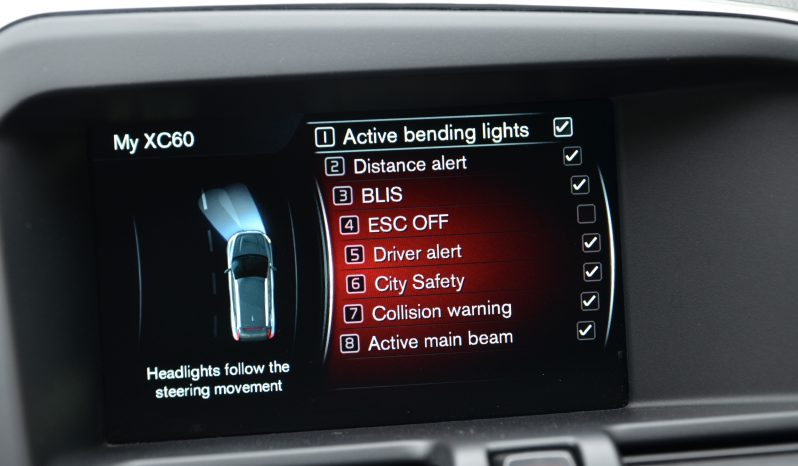 Tikko ievests. Volvo XC 60 Summum  2.4 D5 (158KW-215z/s)  Dīzelis Awd (4×4) Pilnpiedziņa ar automātisko ātrumkārbu. full