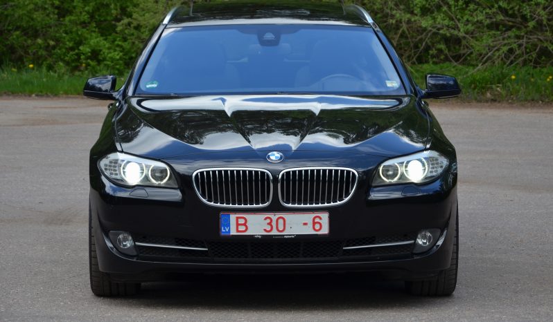 Tikko ievests. Bmw 530d X. drive(190 kw-258 z/s) Dīzelis ar Automātisko ātrumkārbu. full