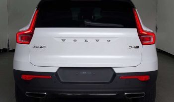 Drīzumā-Volvo XC40 “R Design”  4×4 AWD full
