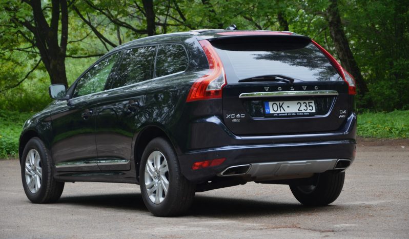 Tikko ievests. 2016 gada Modelis Volvo XC 60 Summum Xenium 2.4 Dīzelis Awd (4×4) Pilnpiedziņa ar automātisko ātrumkārbu. full
