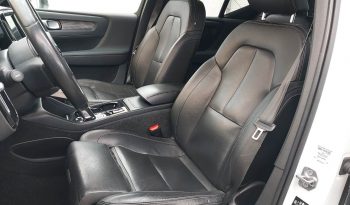 Drīzumā-Volvo XC40 “R Design”  4×4 AWD full