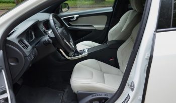 Tikko ievests 2016. Gada modelis. Volvo. V60 Plug-In Hybrid Summum. 2.4D5 Dīzelis+ Elektrība. 4×4 Awd Pilnpiedziņa. full