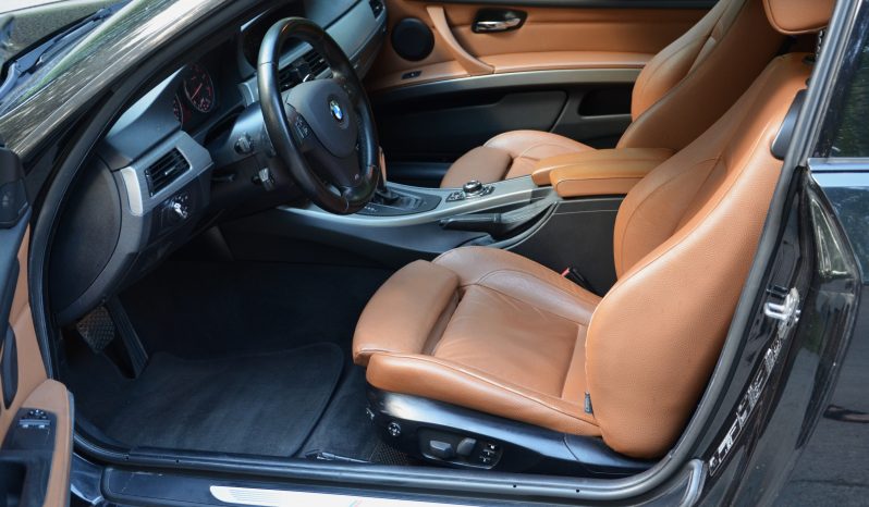 Tikko ievests . BMW Facelift 3-Serie Coupe M-Sport 320i (125kw-170z/s) Benzīns ar automātisko ātrumkārbu. full