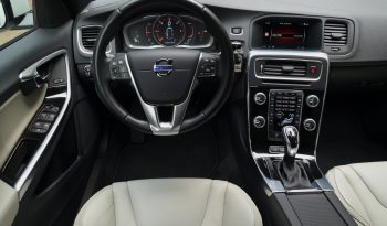 Tikko ievests 2016. Gada modelis. Volvo. V60 Plug-In Hybrid Summum. 2.4D5 Dīzelis+ Elektrība. 4×4 Awd Pilnpiedziņa. full