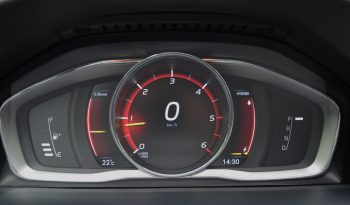 Tikko ievests 2016. Gada modelis. Volvo. V60 Plug-In Hybrid Summum. 2.4D5 Dīzelis+ Elektrība. 4×4 Awd Pilnpiedziņa. full
