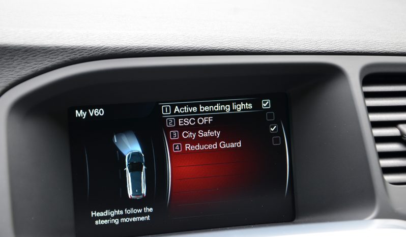 Tikko ievests 2016. Gada modelis. Volvo. V60 Plug-In Hybrid Summum. 2.4D5 Dīzelis+ Elektrība. 4×4 Awd Pilnpiedziņa. full