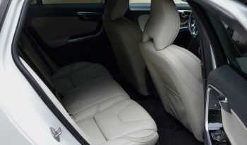 Tikko ievests 2016. Gada modelis. Volvo. V60 Plug-In Hybrid Summum. 2.4D5 Dīzelis+ Elektrība. 4×4 Awd Pilnpiedziņa. full
