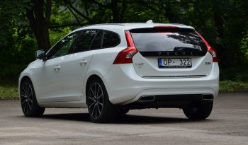 Tikko ievests 2016. Gada modelis. Volvo. V60 Plug-In Hybrid Summum. 2.4D5 Dīzelis+ Elektrība. 4×4 Awd Pilnpiedziņa. full