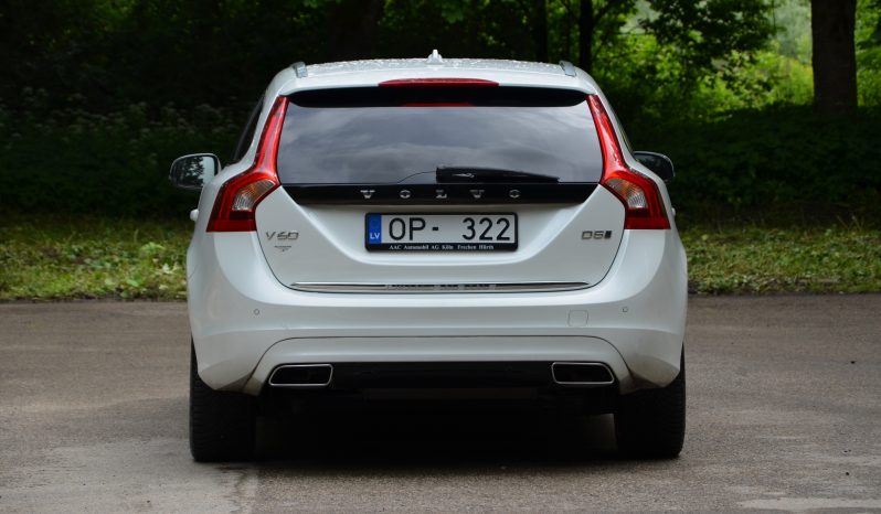 Tikko ievests 2016. Gada modelis. Volvo. V60 Plug-In Hybrid Summum. 2.4D5 Dīzelis+ Elektrība. 4×4 Awd Pilnpiedziņa. full