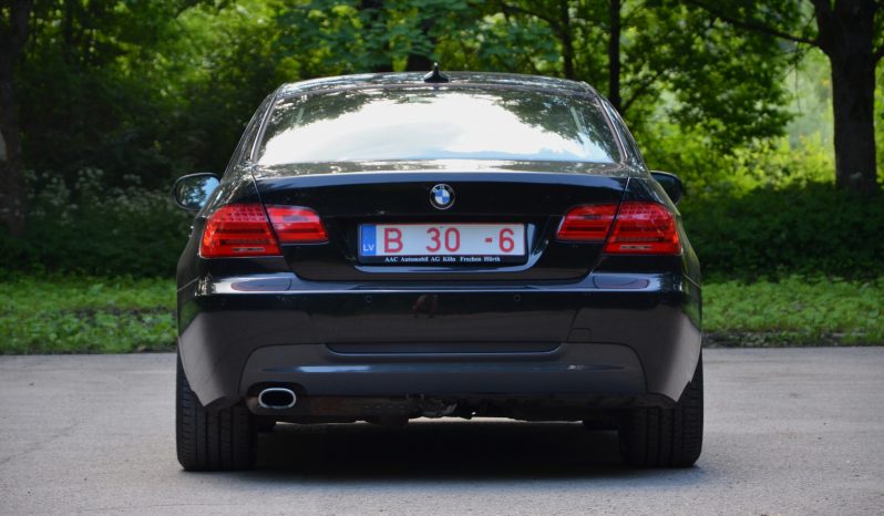 Tikko ievests . BMW Facelift 3-Serie Coupe M-Sport 320i (125kw-170z/s) Benzīns ar automātisko ātrumkārbu. full