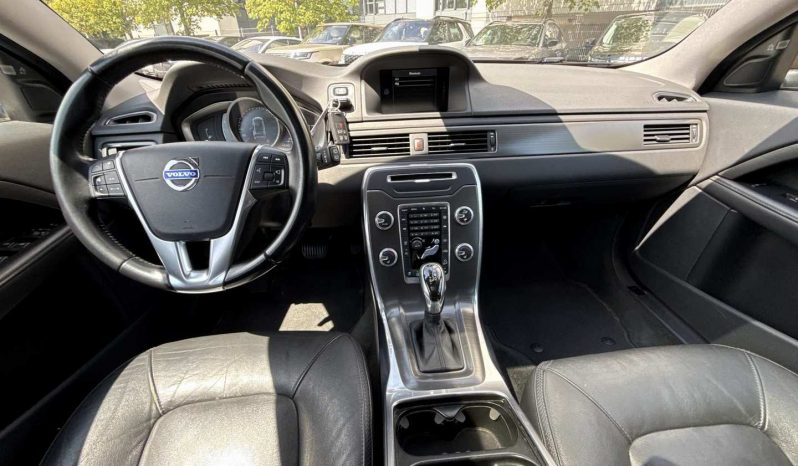 DRĪZUMĀ-Volvo XC 70 Summum 2.4 Dīzelis 4×4 Awd . Ar automātisko ātrumkārbu. full