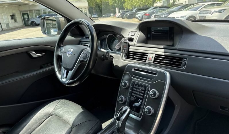 DRĪZUMĀ-Volvo XC 70 Summum 2.4 Dīzelis 4×4 Awd . Ar automātisko ātrumkārbu. full