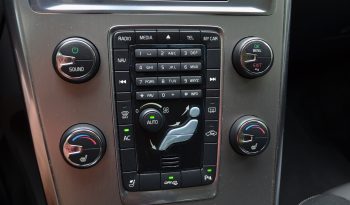 Tikko ievests. Volvo Xc60 2.0 D3 (120kw-163z/s) Dīzelis Fwd. Ar mehānisko ātrumkārbu. full