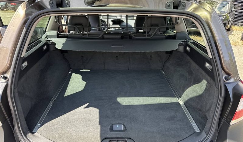 DRĪZUMĀ-Volvo XC 70 Summum 2.4 Dīzelis 4×4 Awd . Ar automātisko ātrumkārbu. full