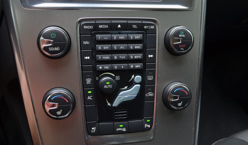 Tikko ievests. Volvo Xc60 2.0 D3 (120kw-163z/s) Dīzelis Fwd. Ar mehānisko ātrumkārbu. full