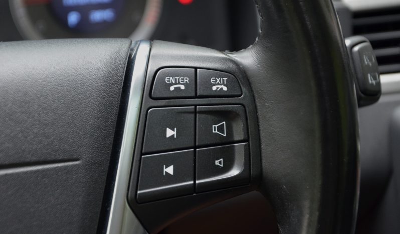 Tikko ievests. 2010. Gada modelis. Volvo XC 70 Summum 2.4D5(151kw-205z/s) Dīzelis Awd (4×4) Pilnpiedziņa ar automātisko ātrumkārbu. full