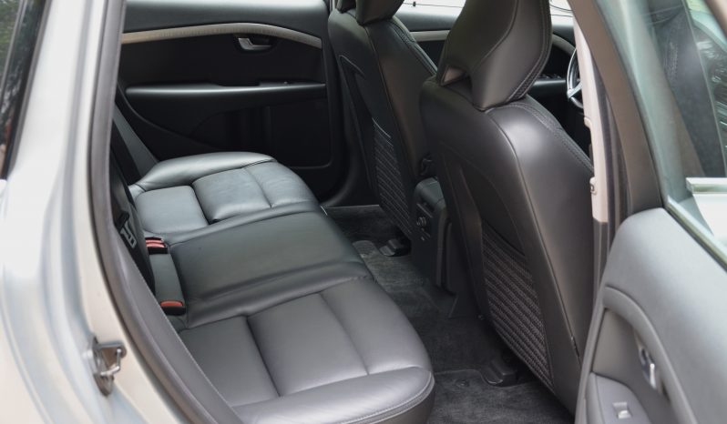Tikko ievests. 2010. Gada modelis. Volvo XC 70 Summum 2.4D5(151kw-205z/s) Dīzelis Awd (4×4) Pilnpiedziņa ar automātisko ātrumkārbu. full