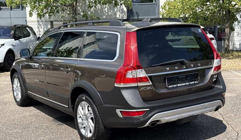 DRĪZUMĀ-Volvo XC 70 Summum 2.4 Dīzelis 4×4 Awd . Ar automātisko ātrumkārbu. full