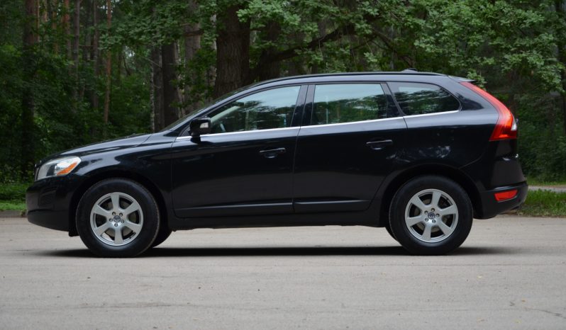 Tikko ievests. Volvo Xc60 2.0 D3 (120kw-163z/s) Dīzelis Fwd. Ar mehānisko ātrumkārbu. full