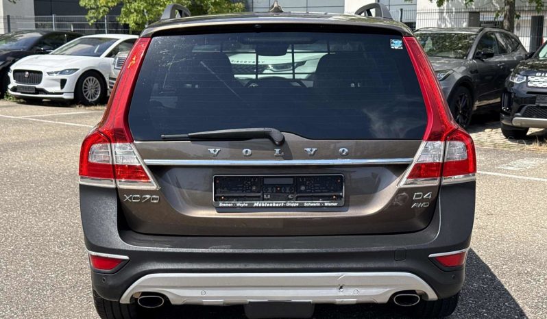 DRĪZUMĀ-Volvo XC 70 Summum 2.4 Dīzelis 4×4 Awd . Ar automātisko ātrumkārbu. full