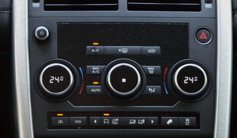 Tikko ievests- Land Rover Discovery Sport 2.2 Sd4 Hse(140Kw-190Z/s) Dīzelis 4Wd Pilnpiedziņa ar automātisko ātrumkārbu. full