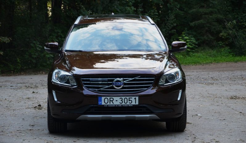 Tikko ievests. Volvo XC 60 Summum 2.4 D4 (140kw-190z/s) Dīzelis Awd (4×4) Pilnpiedziņa ar automātisko ātrumkārbu. full