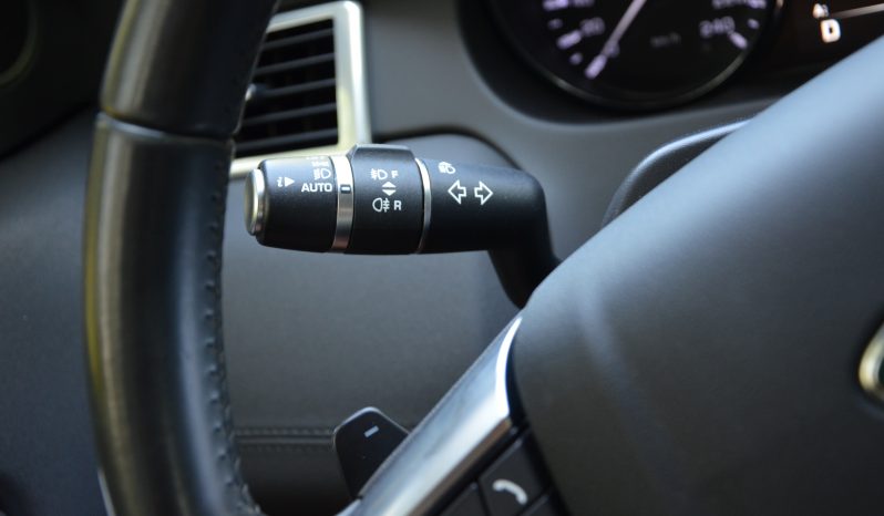 Tikko ievests- Land Rover Discovery Sport 2.2 Sd4 Hse(140Kw-190Z/s) Dīzelis 4Wd Pilnpiedziņa ar automātisko ātrumkārbu. full