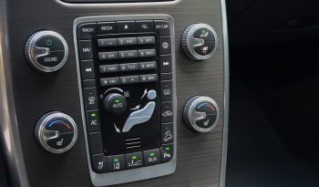 Tikko ievests-Volvo XC70  2.4 Dīzelis Awd (4×4) Pilnpiedziņa ar automātisko ātrumkārbu. full
