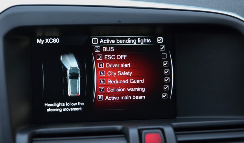 Tikko ievests. Volvo XC 60 Summum 2.4 D4 (140kw-190z/s) Dīzelis Awd (4×4) Pilnpiedziņa ar automātisko ātrumkārbu. full