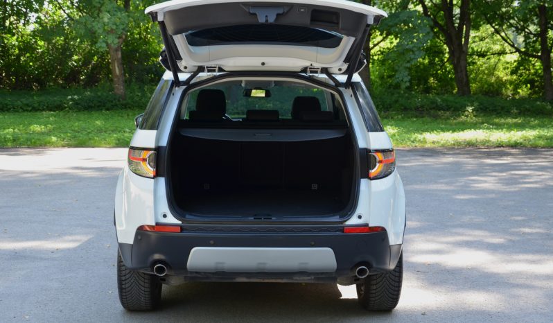 Tikko ievests- Land Rover Discovery Sport 2.2 Sd4 Hse(140Kw-190Z/s) Dīzelis 4Wd Pilnpiedziņa ar automātisko ātrumkārbu. full