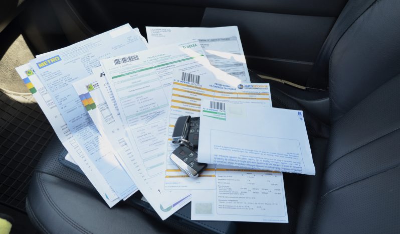 Tikko ievests- Land Rover Discovery Sport 2.2 Sd4 Hse(140Kw-190Z/s) Dīzelis 4Wd Pilnpiedziņa ar automātisko ātrumkārbu. full