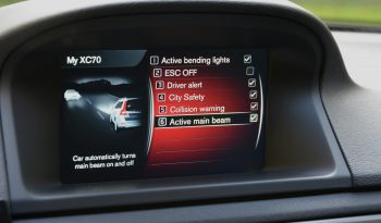 Tikko ievests-Volvo XC70  2.4 Dīzelis Awd (4×4) Pilnpiedziņa ar automātisko ātrumkārbu. full