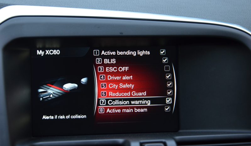 Tikko ievests. Volvo XC 60 Summum 2.4 D4 (140kw-190z/s) Dīzelis Awd (4×4) Pilnpiedziņa ar automātisko ātrumkārbu. full