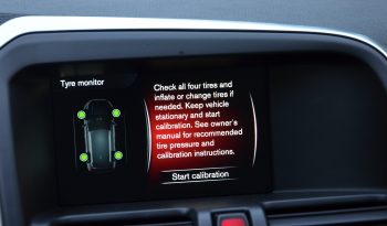 Tikko ievests. Volvo XC 60 Summum 2.4 D4 (140kw-190z/s) Dīzelis Awd (4×4) Pilnpiedziņa ar automātisko ātrumkārbu. full