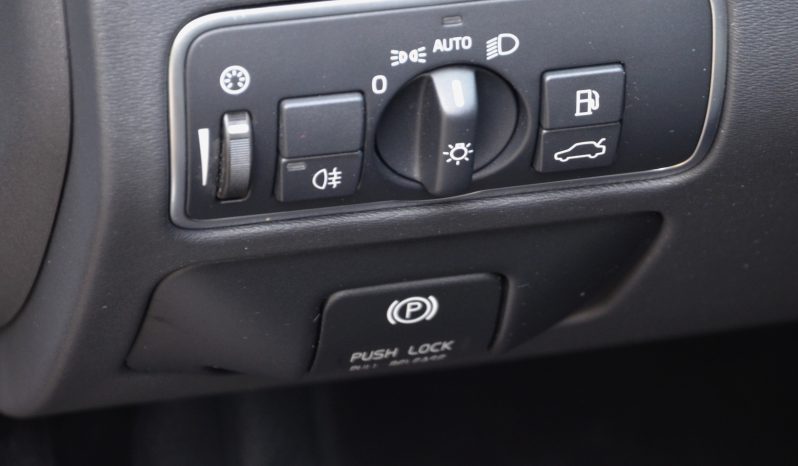 Tikko ievests-Volvo XC70  2.4 Dīzelis Awd (4×4) Pilnpiedziņa ar automātisko ātrumkārbu. full