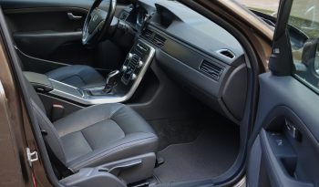 Tikko ievests-Volvo XC70  2.4 Dīzelis Awd (4×4) Pilnpiedziņa ar automātisko ātrumkārbu. full