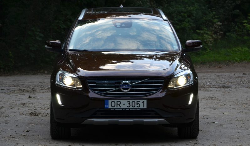 Tikko ievests. Volvo XC 60 Summum 2.4 D4 (140kw-190z/s) Dīzelis Awd (4×4) Pilnpiedziņa ar automātisko ātrumkārbu. full